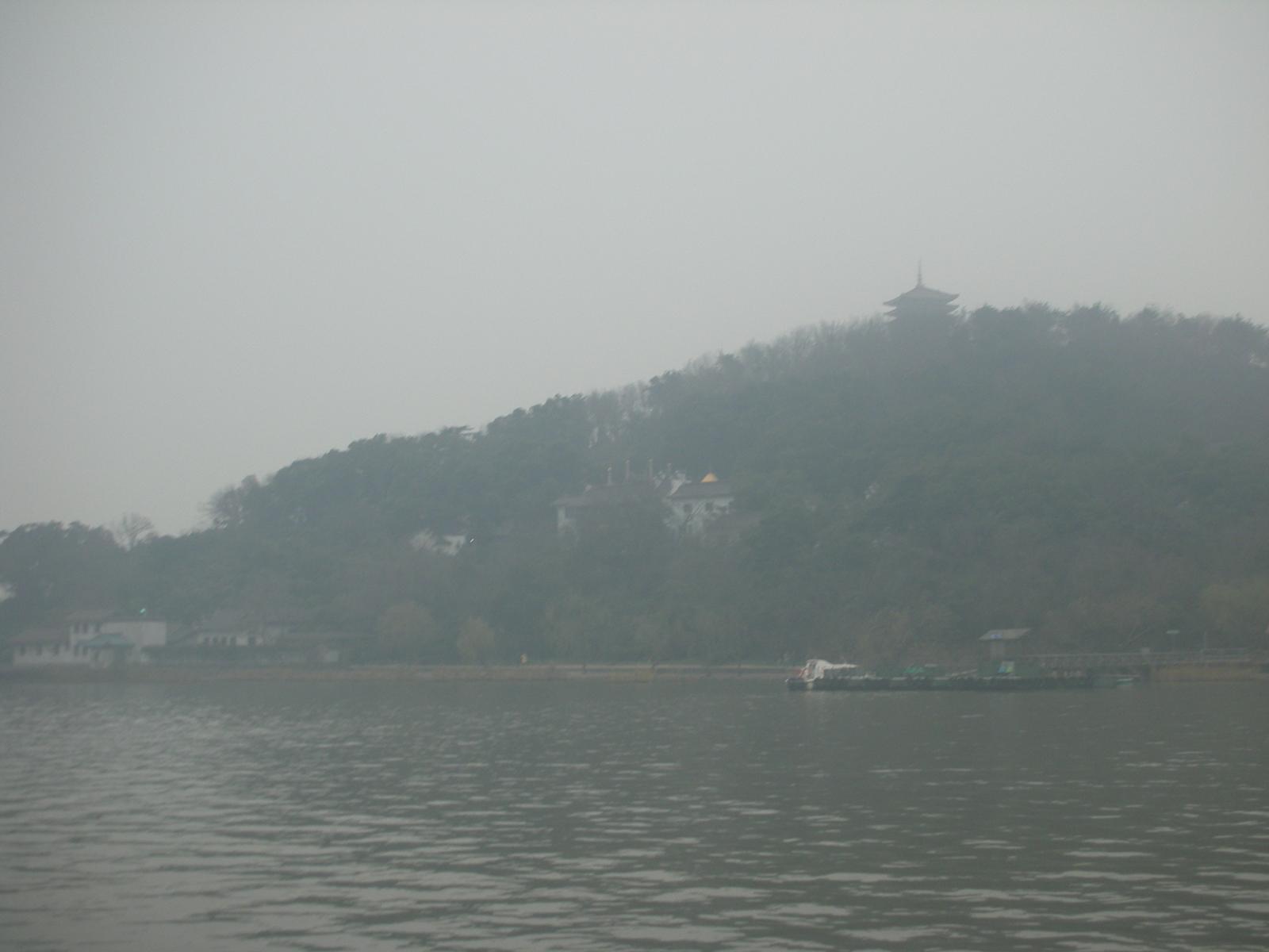 2000年ほど前は錫(スズ)の産地だったが、今は錫がない無錫(その2..無錫を代表する観光地である太湖)